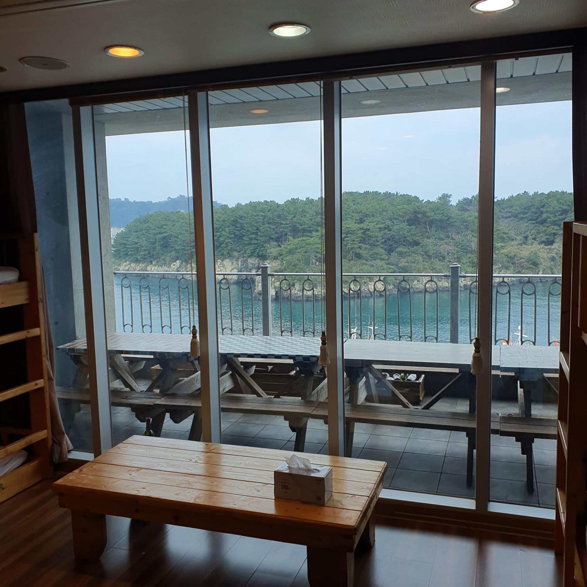 Seom Guesthouse Seogwipo-stad Buitenkant foto